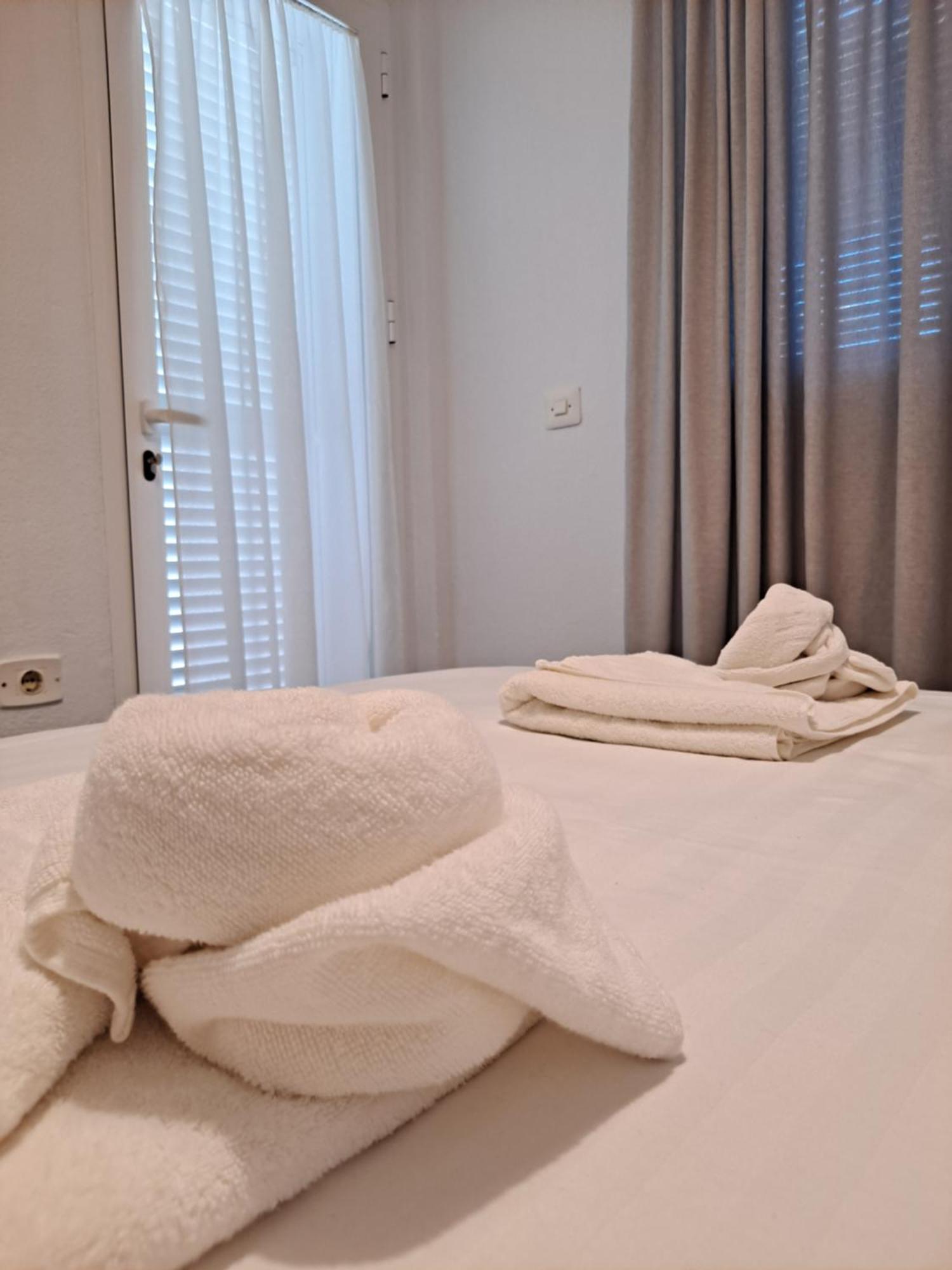 Apartamento Bajo Acuario Chiclana de la Frontera Ngoại thất bức ảnh