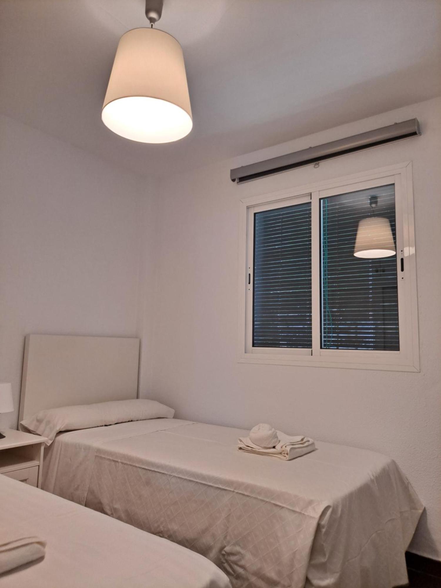 Apartamento Bajo Acuario Chiclana de la Frontera Ngoại thất bức ảnh